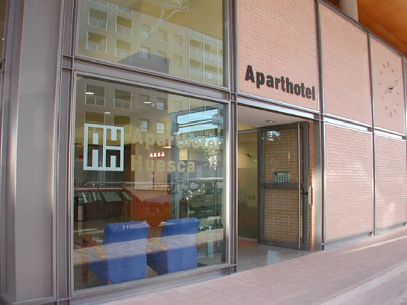 Aparthotel Sercotel ウエスカ エクステリア 写真
