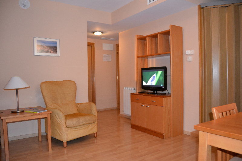 Aparthotel Sercotel ウエスカ エクステリア 写真