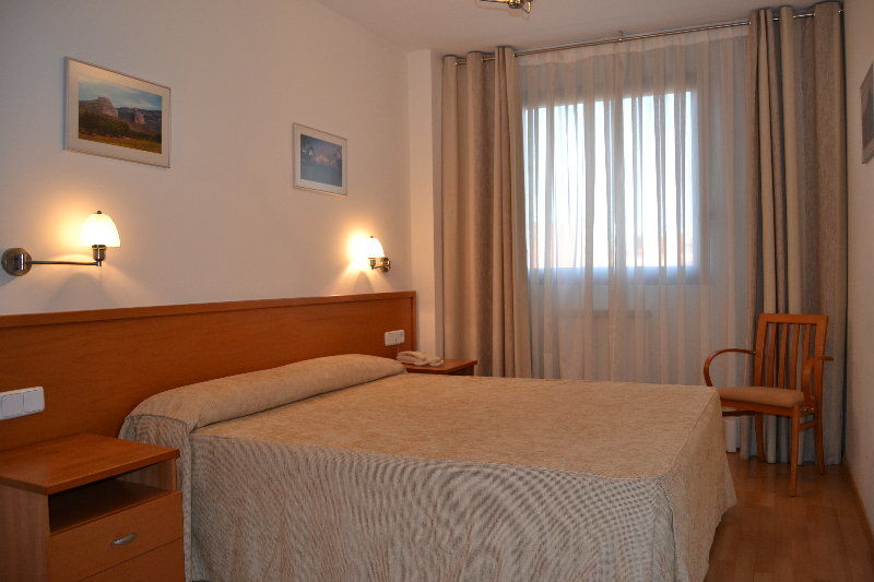 Aparthotel Sercotel ウエスカ エクステリア 写真