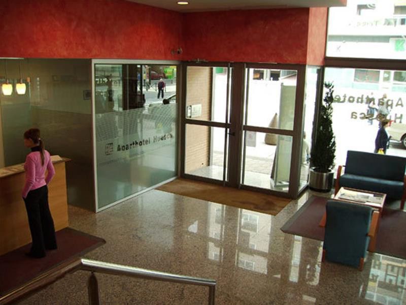 Aparthotel Sercotel ウエスカ エクステリア 写真